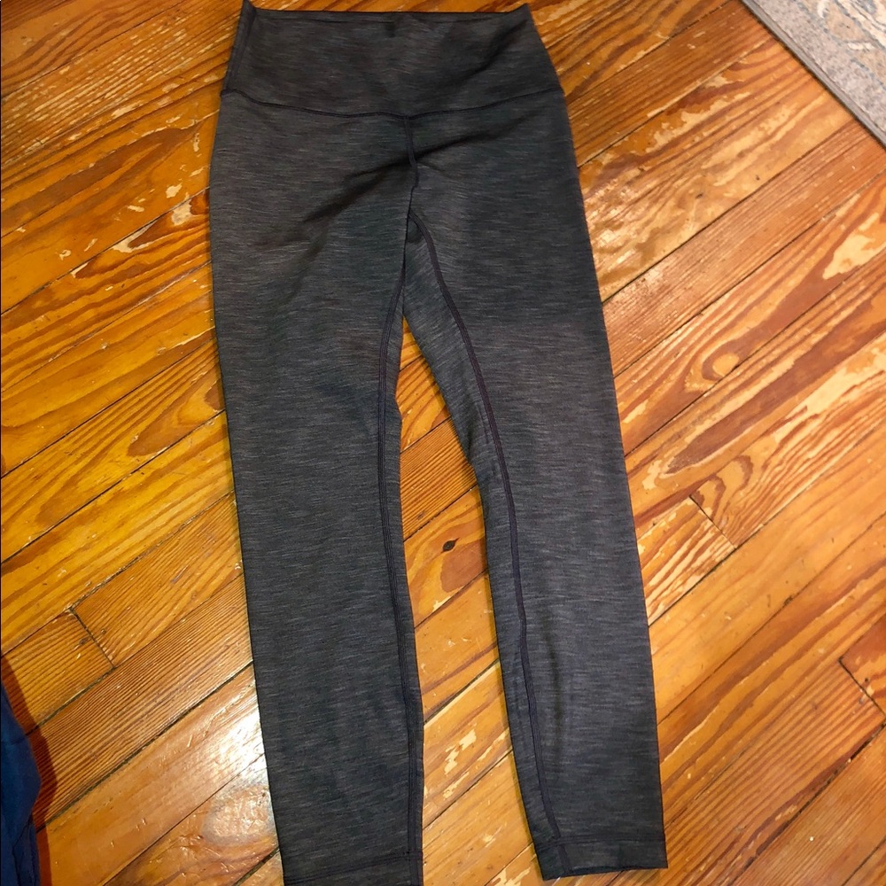 Size 6 brand new Lululemons!